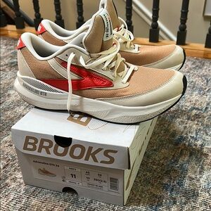 Brooks Adrenaline GTS 24 Red and Cream Running Shoes